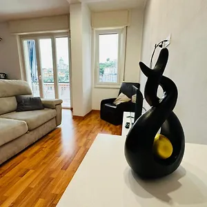 La Casa Di Nesy , Sanremo Italia
